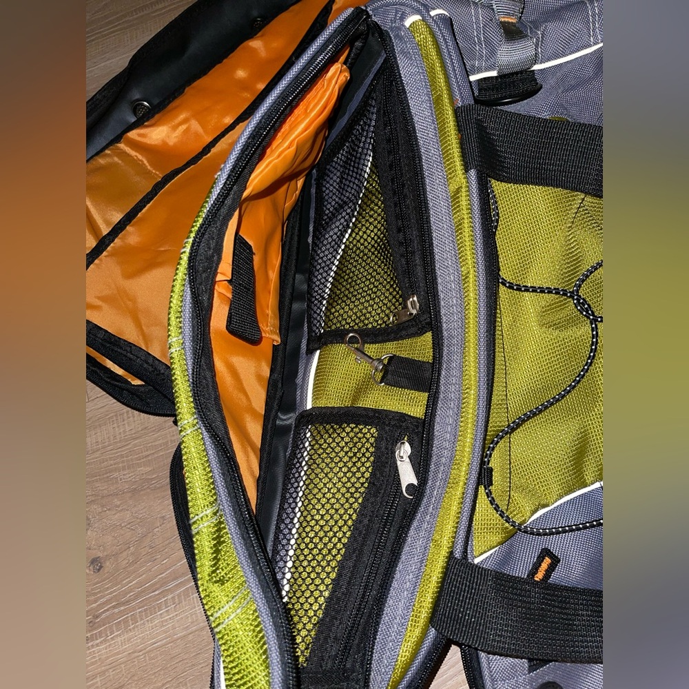 Samsonite Duffle Backpack - Picture 9 of 11